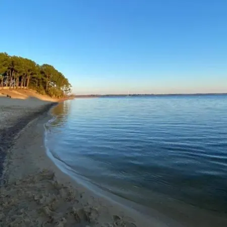 Сasa de vacaciones Maison Renovee A Proximite Du Lac D'hourtin Hourtin