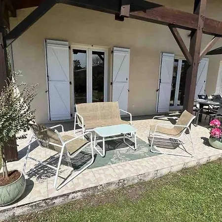 Сasa de vacaciones Maison Renovee A Proximite Du Lac D'hourtin *