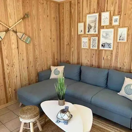 Maison Renovee A Proximite Du Lac D'hourtin Сasa de vacaciones *